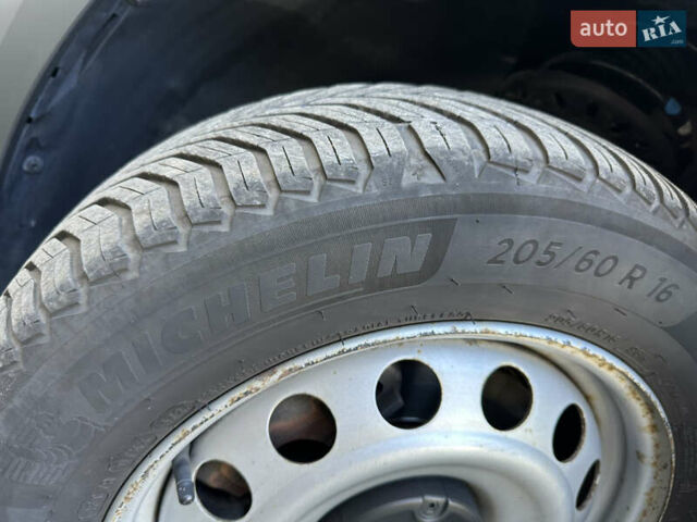 Белый Ситроен Берлинго, объемом двигателя 1.5 л и пробегом 107 тыс. км за 19300 $, фото 10 на Automoto.ua