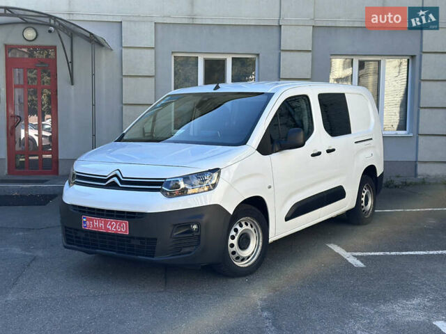 Белый Ситроен Берлинго, объемом двигателя 1.5 л и пробегом 107 тыс. км за 19300 $, фото 43 на Automoto.ua