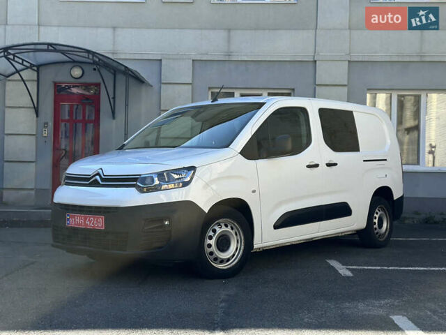 Белый Ситроен Берлинго, объемом двигателя 1.5 л и пробегом 107 тыс. км за 19300 $, фото 44 на Automoto.ua