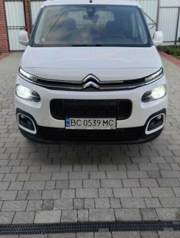 Білий Сітроен Берлінго, об'ємом двигуна 1.6 л та пробігом 114 тис. км за 18200 $, фото 2 на Automoto.ua