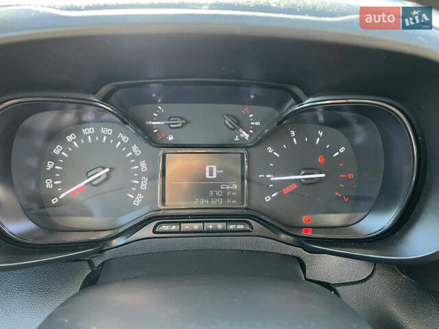 Белый Ситроен Берлинго, объемом двигателя 1.5 л и пробегом 235 тыс. км за 11600 $, фото 27 на Automoto.ua