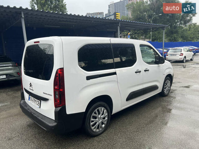 Ситроен Берлинго 2021 в Киеве на Automoto.ua Белый Ситроен Берлинго, объемом двигателя 1.56 л и пробегом 99 тыс. км за 19189 $, фото 5 на Automoto.ua