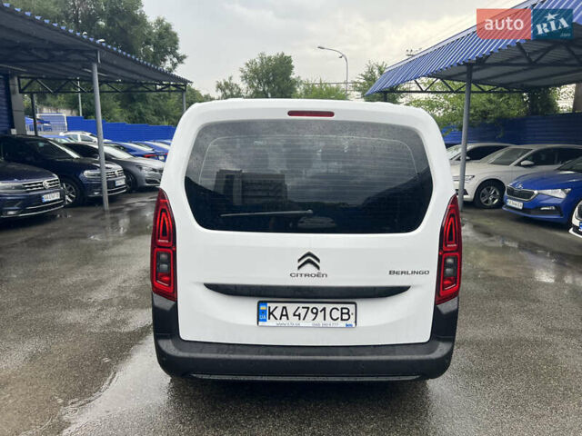 Ситроен Берлинго 2021 в Киеве на Automoto.ua Белый Ситроен Берлинго, объемом двигателя 1.56 л и пробегом 99 тыс. км за 19189 $, фото 4 на Automoto.ua