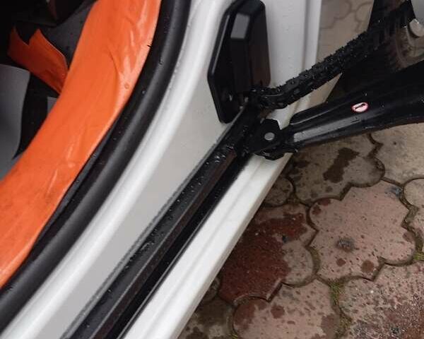 Белый Ситроен Берлинго, объемом двигателя 1.5 л и пробегом 47 тыс. км за 20900 $, фото 20 на Automoto.ua