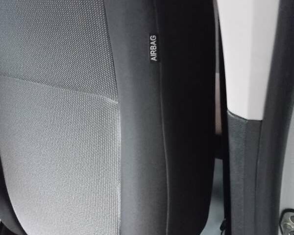 Белый Ситроен Берлинго, объемом двигателя 1.5 л и пробегом 47 тыс. км за 20900 $, фото 11 на Automoto.ua