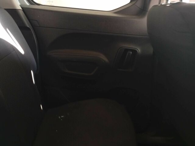 Белый Ситроен Берлинго, объемом двигателя 1.5 л и пробегом 40 тыс. км за 5000 $, фото 15 на Automoto.ua