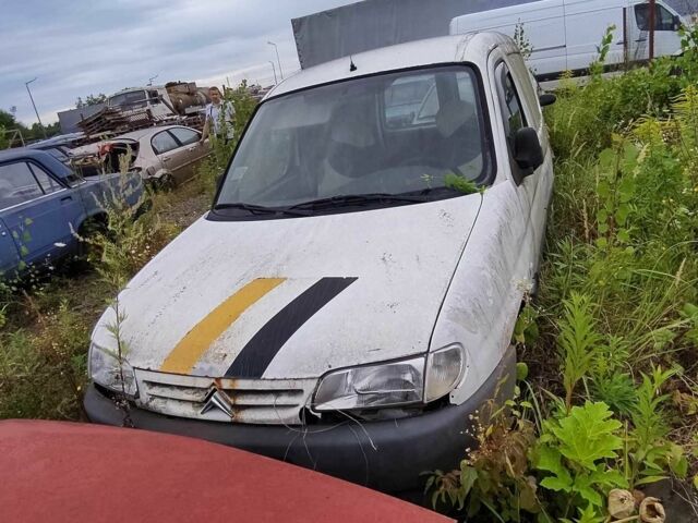 Белый Ситроен Берлинго, объемом двигателя 0 л и пробегом 3 тыс. км за 1059 $, фото 3 на Automoto.ua