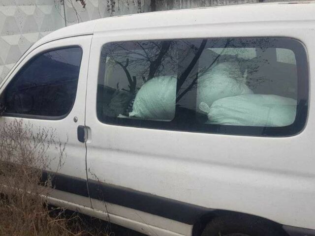 Белый Ситроен Берлинго, объемом двигателя 1.9 л и пробегом 500 тыс. км за 2012 $, фото 1 на Automoto.ua