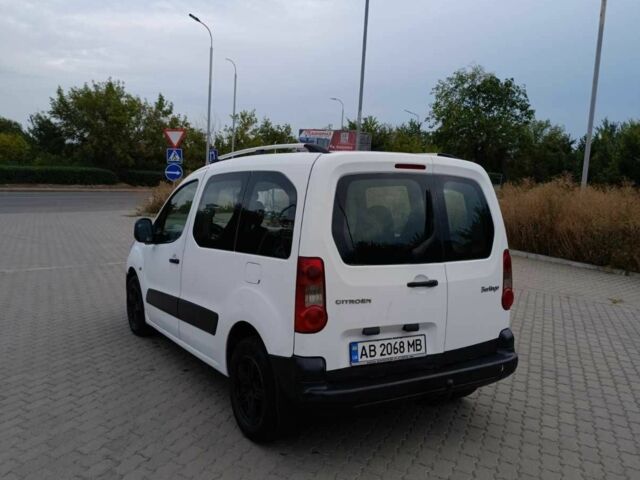 Білий Сітроен Берлінго, об'ємом двигуна 1.6 л та пробігом 260 тис. км за 4800 $, фото 11 на Automoto.ua