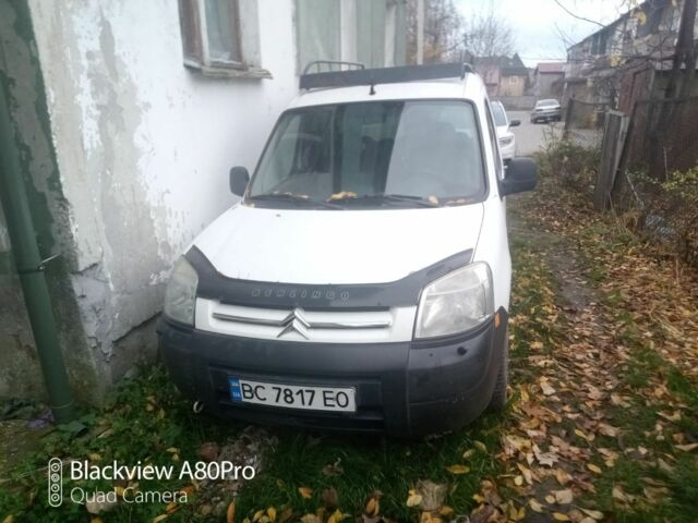 Белый Ситроен Берлинго, объемом двигателя 1.4 л и пробегом 318 тыс. км за 3600 $, фото 1 на Automoto.ua