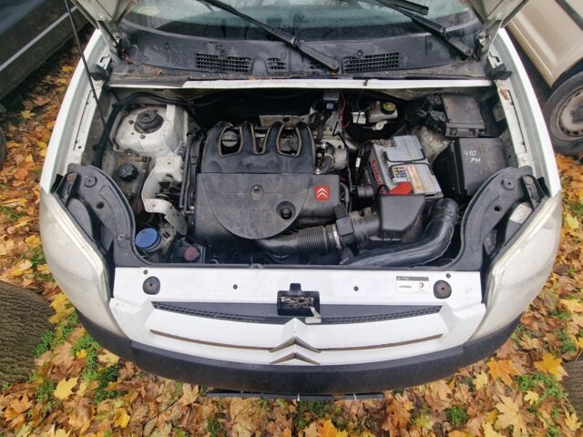 Белый Ситроен Берлинго, объемом двигателя 1.9 л и пробегом 353 тыс. км за 4000 $, фото 7 на Automoto.ua