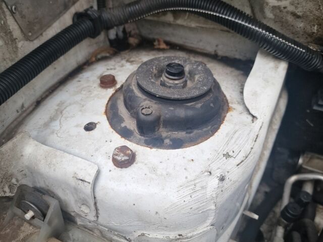 Белый Ситроен Берлинго, объемом двигателя 1.9 л и пробегом 353 тыс. км за 4000 $, фото 9 на Automoto.ua