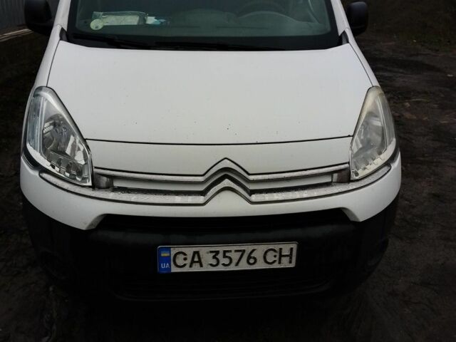 Белый Ситроен Берлинго, объемом двигателя 1.6 л и пробегом 260 тыс. км за 5500 $, фото 5 на Automoto.ua