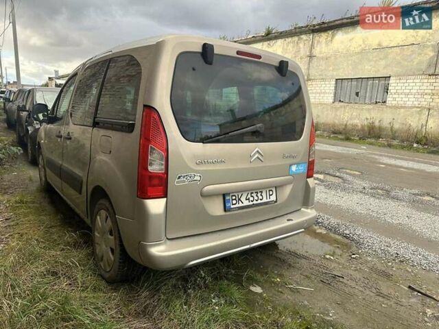 Бежевий Сітроен Берлінго, об'ємом двигуна 1.6 л та пробігом 253 тис. км за 4400 $, фото 1 на Automoto.ua