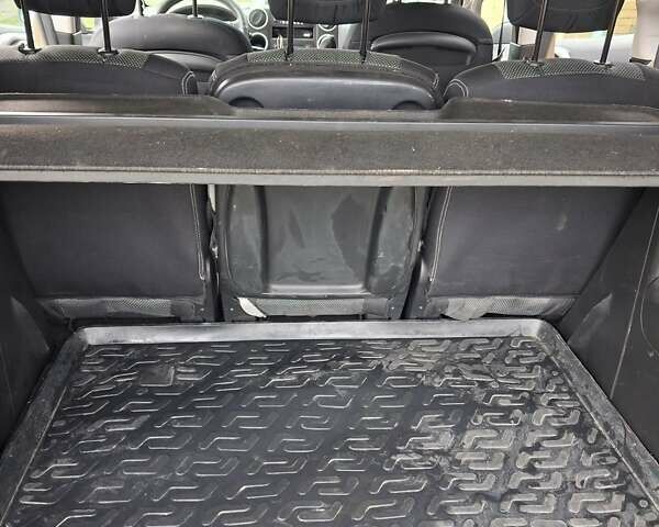 Бежевый Ситроен Берлинго, объемом двигателя 1.6 л и пробегом 79 тыс. км за 12000 $, фото 12 на Automoto.ua