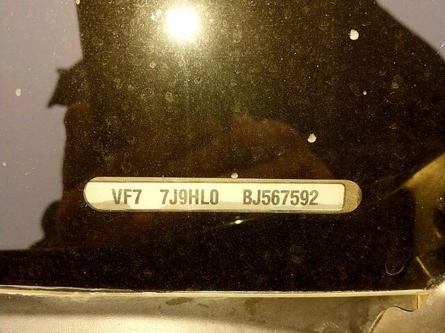 Черный Ситроен Берлинго, объемом двигателя 1.6 л и пробегом 292 тыс. км за 7000 $, фото 3 на Automoto.ua