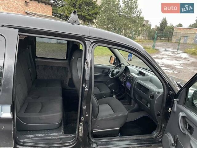 Черный Ситроен Берлинго, объемом двигателя 1.87 л и пробегом 395 тыс. км за 3350 $, фото 17 на Automoto.ua