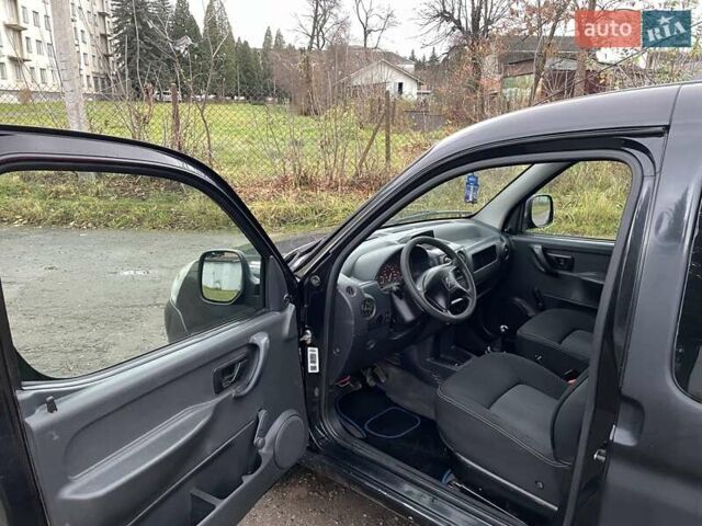 Черный Ситроен Берлинго, объемом двигателя 1.87 л и пробегом 395 тыс. км за 3350 $, фото 14 на Automoto.ua