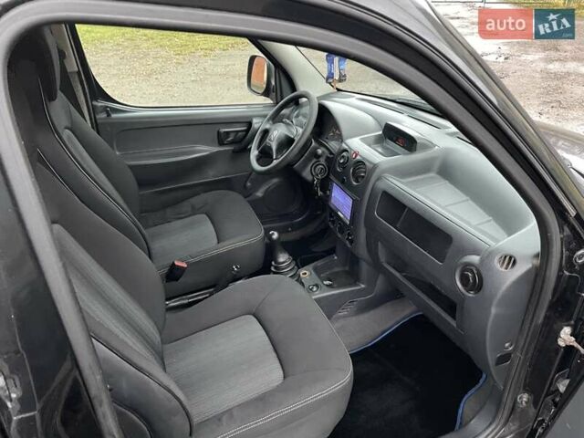 Черный Ситроен Берлинго, объемом двигателя 1.87 л и пробегом 395 тыс. км за 3350 $, фото 16 на Automoto.ua