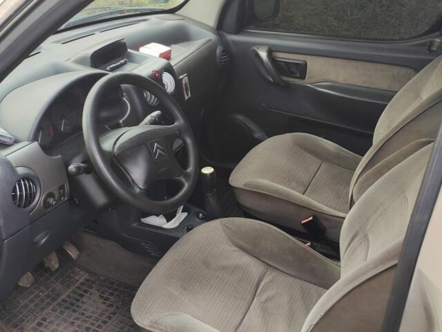 Чорний Сітроен Берлінго, об'ємом двигуна 1 л та пробігом 360 тис. км за 1659 $, фото 2 на Automoto.ua