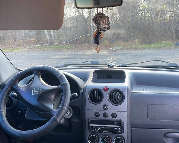 Чорний Сітроен Берлінго, об'ємом двигуна 2 л та пробігом 305 тис. км за 4000 $, фото 9 на Automoto.ua