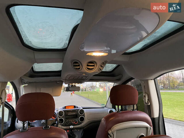 Чорний Сітроен Берлінго, об'ємом двигуна 1.56 л та пробігом 241 тис. км за 6900 $, фото 38 на Automoto.ua