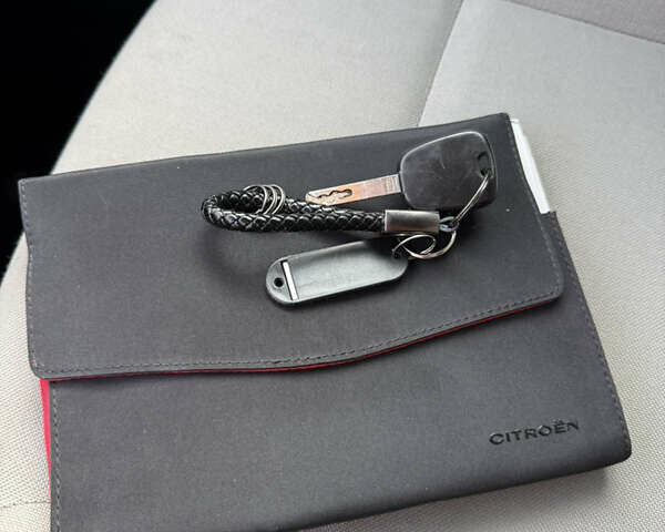 Чорний Сітроен Берлінго, об'ємом двигуна 1.6 л та пробігом 220 тис. км за 7450 $, фото 146 на Automoto.ua