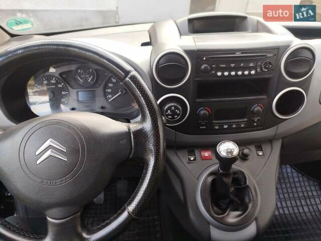 Черный Ситроен Берлинго, объемом двигателя 1.6 л и пробегом 283 тыс. км за 6100 $, фото 22 на Automoto.ua