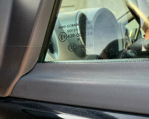 Чорний Сітроен Берлінго, об'ємом двигуна 1.6 л та пробігом 220 тис. км за 7450 $, фото 66 на Automoto.ua