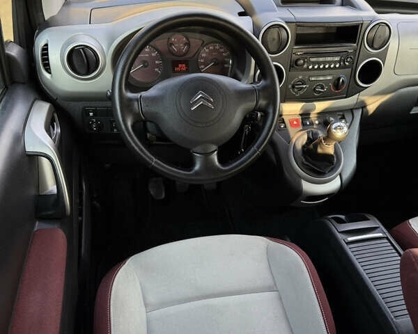 Чорний Сітроен Берлінго, об'ємом двигуна 1.6 л та пробігом 220 тис. км за 7450 $, фото 104 на Automoto.ua