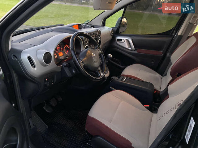 Чорний Сітроен Берлінго, об'ємом двигуна 1.56 л та пробігом 241 тис. км за 6900 $, фото 33 на Automoto.ua