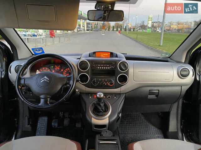 Чорний Сітроен Берлінго, об'ємом двигуна 1.56 л та пробігом 241 тис. км за 6900 $, фото 51 на Automoto.ua