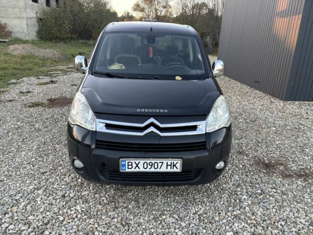 Черный Ситроен Берлинго, объемом двигателя 1.6 л и пробегом 294 тыс. км за 6000 $, фото 4 на Automoto.ua