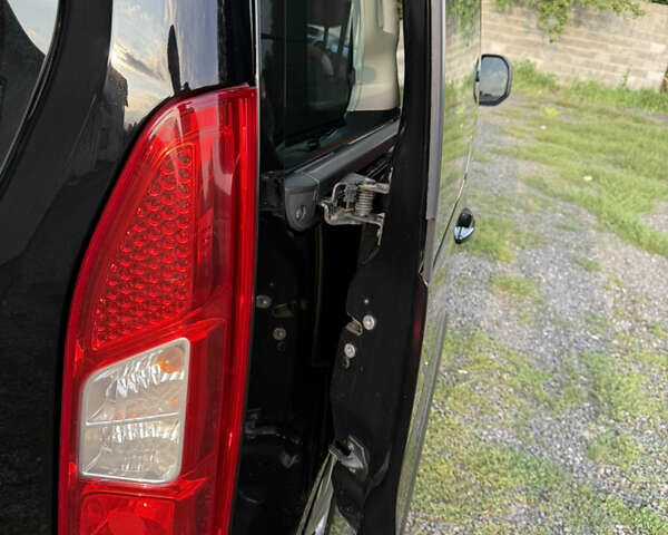 Чорний Сітроен Берлінго, об'ємом двигуна 1.6 л та пробігом 220 тис. км за 7450 $, фото 138 на Automoto.ua