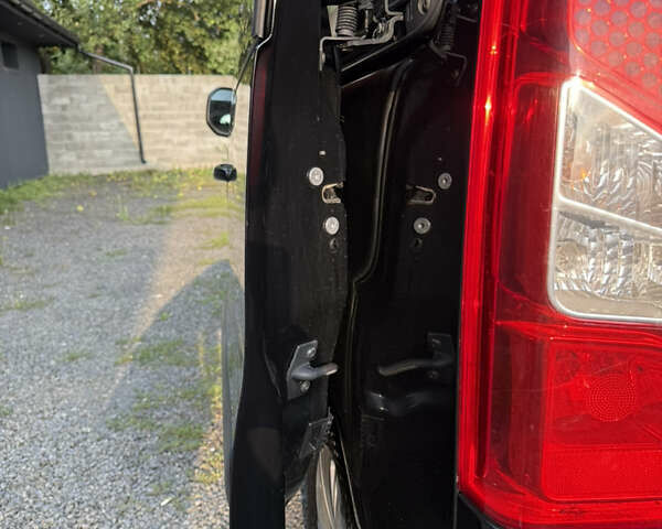 Чорний Сітроен Берлінго, об'ємом двигуна 1.6 л та пробігом 220 тис. км за 7450 $, фото 134 на Automoto.ua