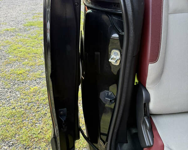 Чорний Сітроен Берлінго, об'ємом двигуна 1.6 л та пробігом 220 тис. км за 7450 $, фото 139 на Automoto.ua