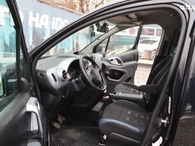 Чорний Сітроен Берлінго, об'ємом двигуна 0 л та пробігом 303 тис. км за 7799 $, фото 9 на Automoto.ua