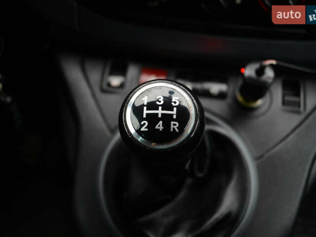 Чорний Сітроен Берлінго, об'ємом двигуна 1.56 л та пробігом 303 тис. км за 7799 $, фото 19 на Automoto.ua