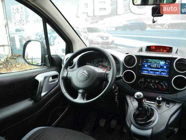 Чорний Сітроен Берлінго, об'ємом двигуна 1.56 л та пробігом 303 тис. км за 7799 $, фото 15 на Automoto.ua