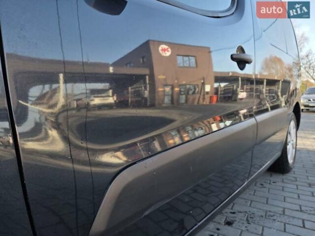 Чорний Сітроен Берлінго, об'ємом двигуна 1.56 л та пробігом 155 тис. км за 6450 $, фото 8 на Automoto.ua