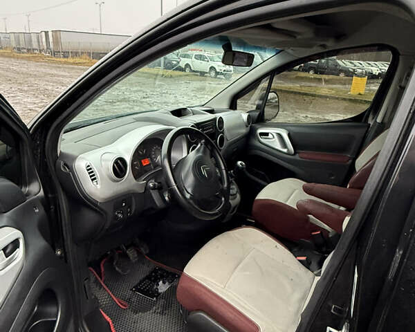 Черный Ситроен Берлинго, объемом двигателя 1.6 л и пробегом 228 тыс. км за 6700 $, фото 6 на Automoto.ua