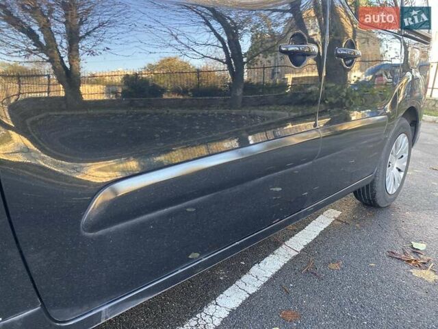 Черный Ситроен Берлинго, объемом двигателя 1.6 л и пробегом 169 тыс. км за 7399 $, фото 40 на Automoto.ua