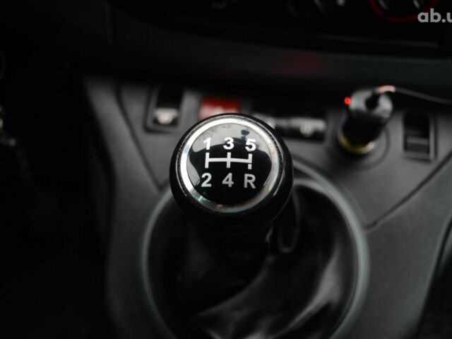 Чорний Сітроен Берлінго, об'ємом двигуна 0 л та пробігом 303 тис. км за 7799 $, фото 17 на Automoto.ua