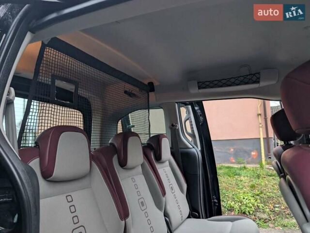 Черный Ситроен Берлинго, объемом двигателя 1.6 л и пробегом 250 тыс. км за 6500 $, фото 22 на Automoto.ua