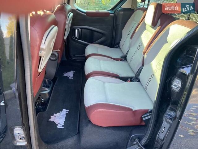 Черный Ситроен Берлинго, объемом двигателя 1.6 л и пробегом 169 тыс. км за 7399 $, фото 23 на Automoto.ua