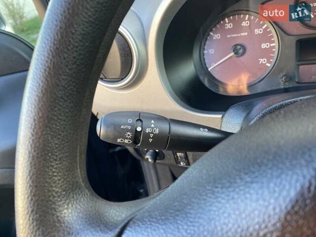 Черный Ситроен Берлинго, объемом двигателя 1.6 л и пробегом 169 тыс. км за 7399 $, фото 28 на Automoto.ua