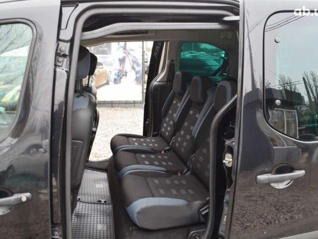 Чорний Сітроен Берлінго, об'ємом двигуна 0 л та пробігом 303 тис. км за 7799 $, фото 11 на Automoto.ua