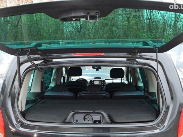 Чорний Сітроен Берлінго, об'ємом двигуна 0 л та пробігом 303 тис. км за 7799 $, фото 8 на Automoto.ua