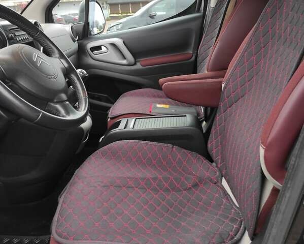 Черный Ситроен Берлинго, объемом двигателя 1.6 л и пробегом 235 тыс. км за 7600 $, фото 22 на Automoto.ua