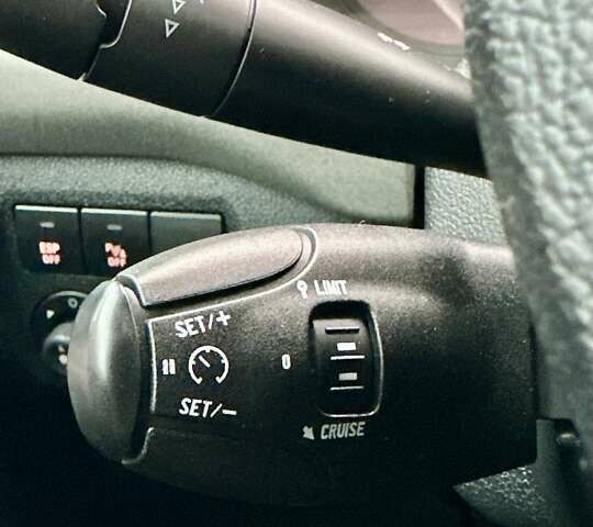 Черный Ситроен Берлинго, объемом двигателя 1.6 л и пробегом 153 тыс. км за 8999 $, фото 46 на Automoto.ua